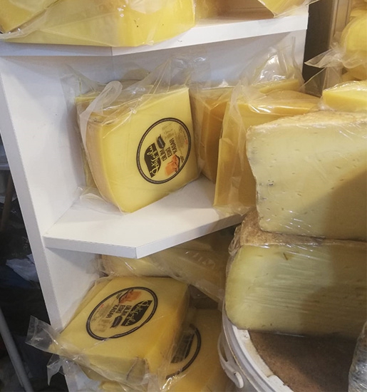 Dilim%20Eski%20Kaşar,%20Az%20tuzlu%20(1%20Kg)