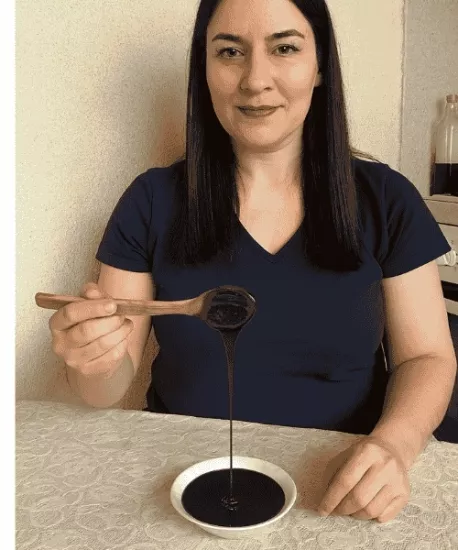 Kokulu Siyah İsabella Üzüm Pekmezi  |  Geleneksel Üretim % Saf Pepeçura 
